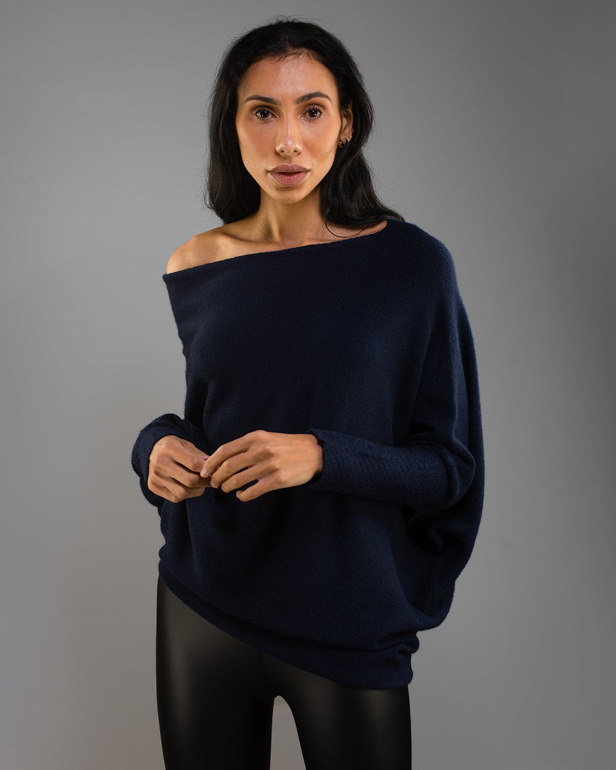 AMÉLIE | Maglia Asimmetrica Blu Navy