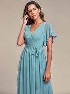 LEORA™ | Abito da Damigella in Chiffon con Scollo a V