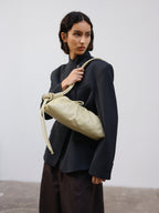Borsa Dumpling | Eleganza e Versatilità