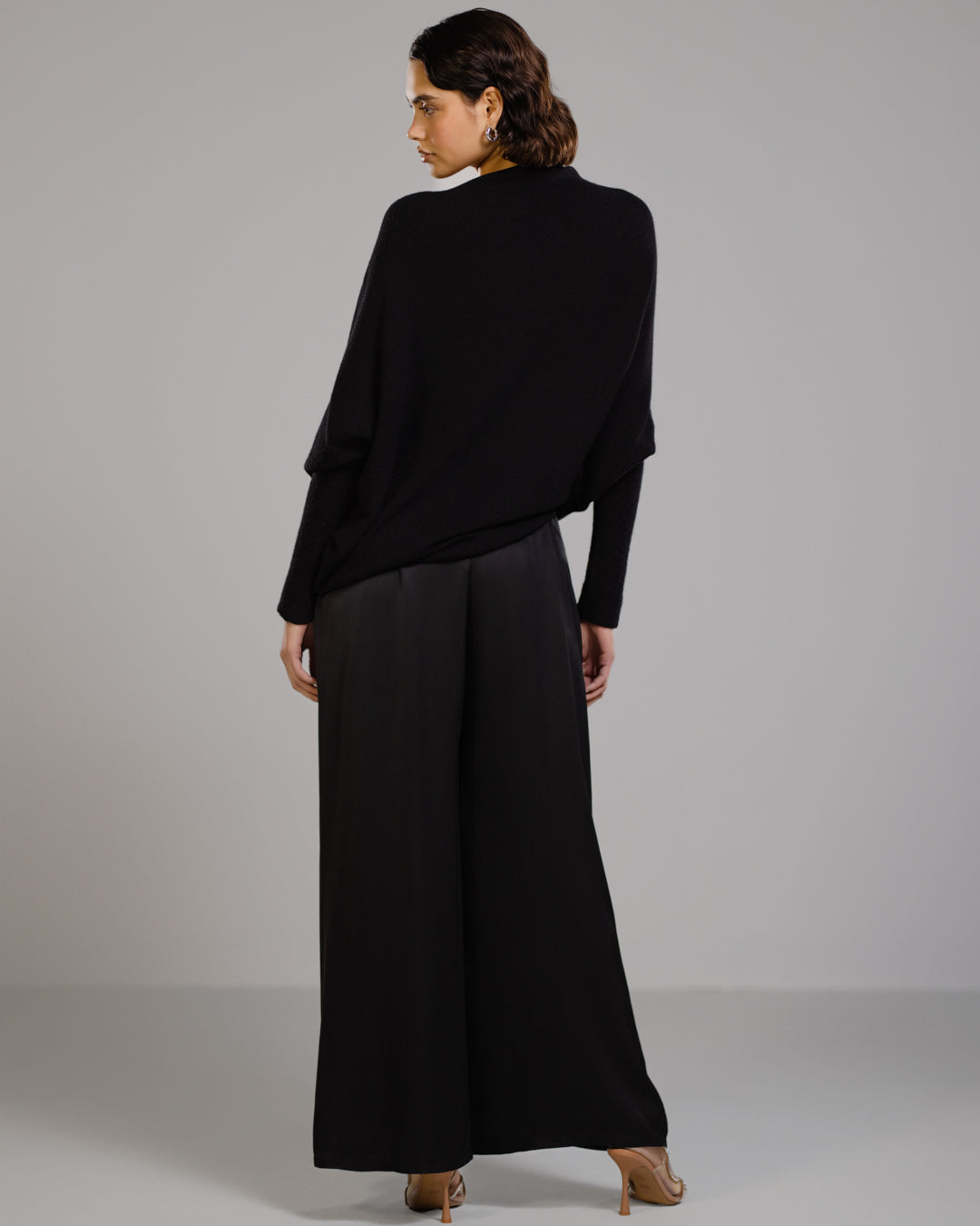 CÉLINE | Maglia Asimmetrica in Maglia Morbida