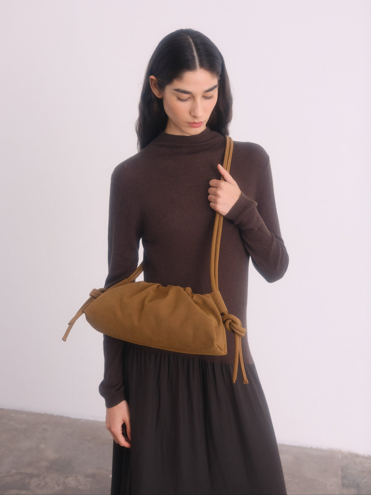 Borsa Dumpling | Eleganza e Versatilità