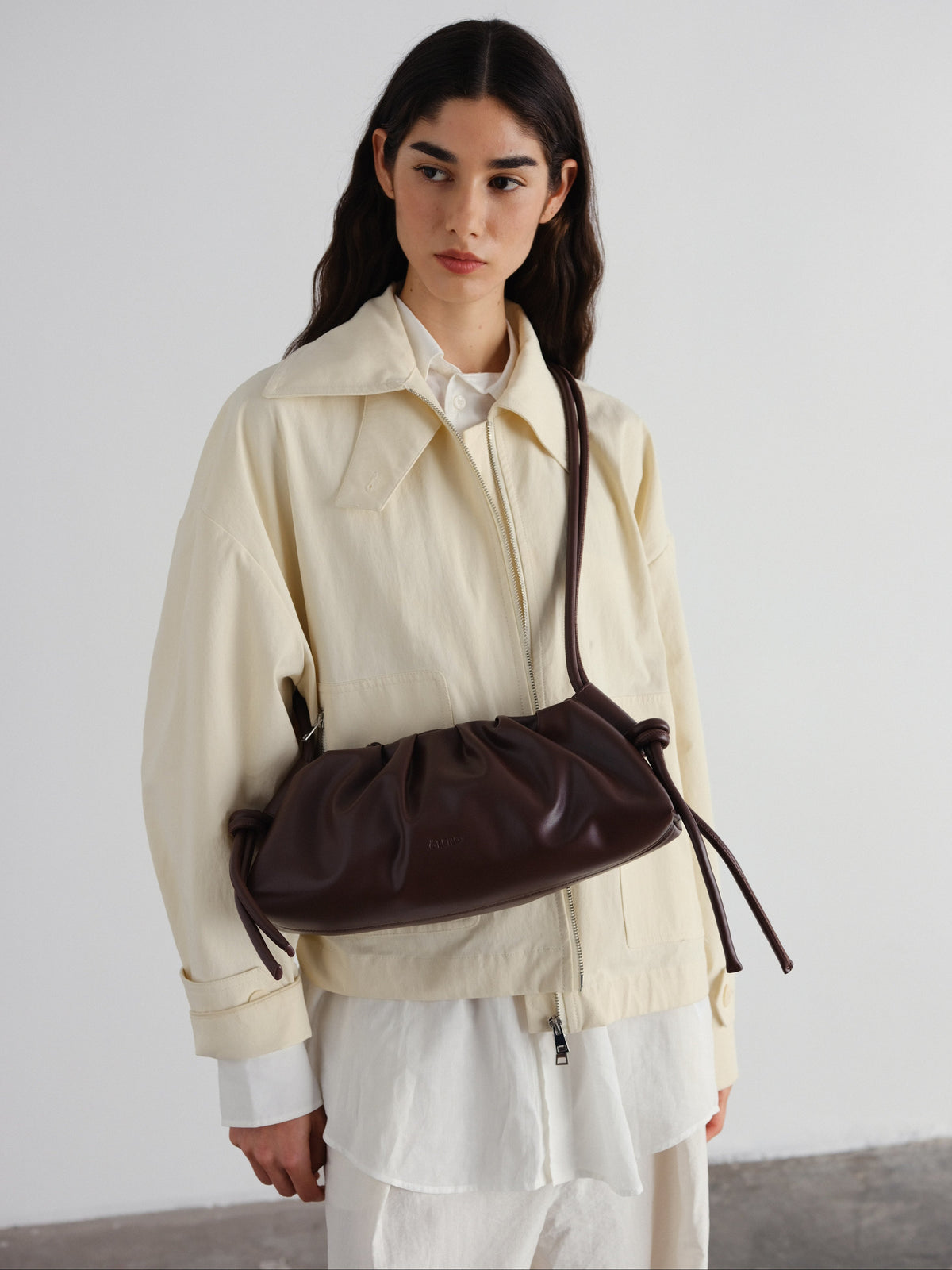 Borsa Dumpling | Eleganza e Versatilità