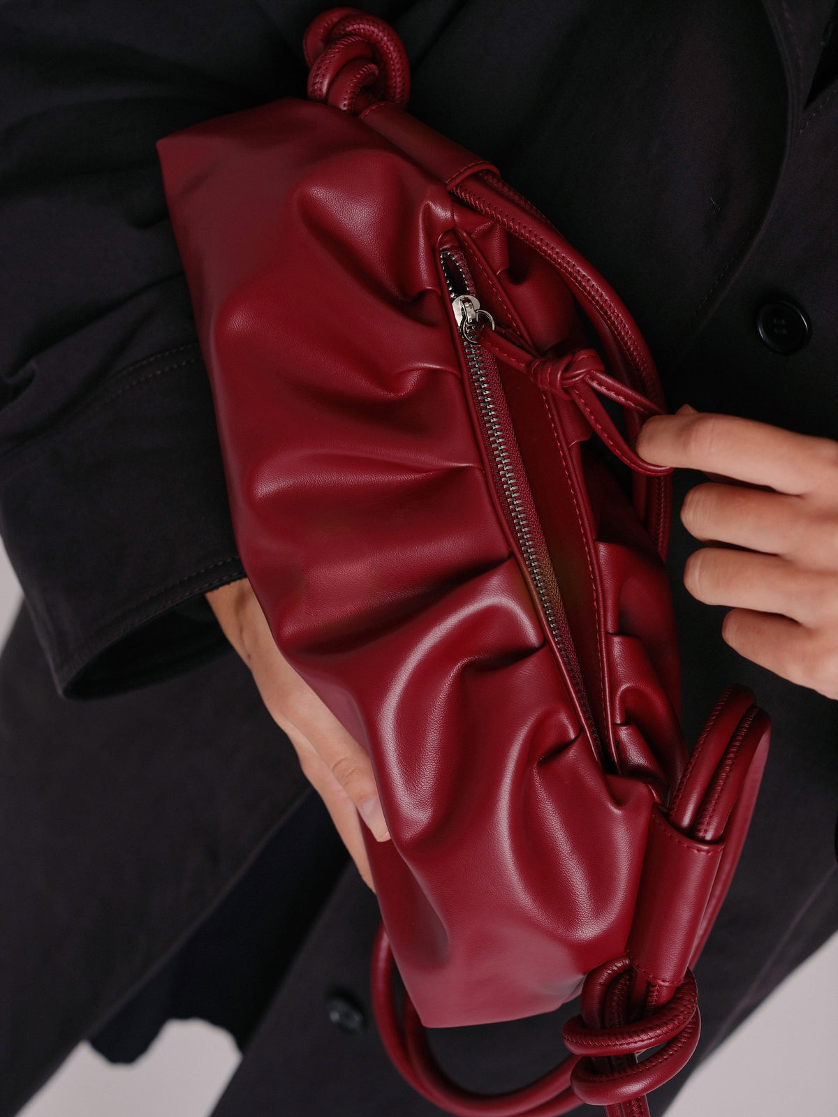 Borsa Dumpling | Eleganza e Versatilità